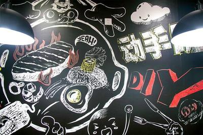 2年狂开1800家?想吃还要自己煮?泉州这家铁板料理凭什么?