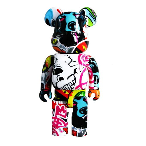 奢华与街头艺术的碰撞 Chrome Hearts「奢华趣味系列」正式登陆泉州涂鸦文化